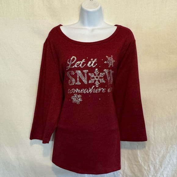 A-184 Emily Daniels PLUS SIZE 2X NWT Red Holiday Sweater with Snowflake Design‎ - Picture 1 of 15